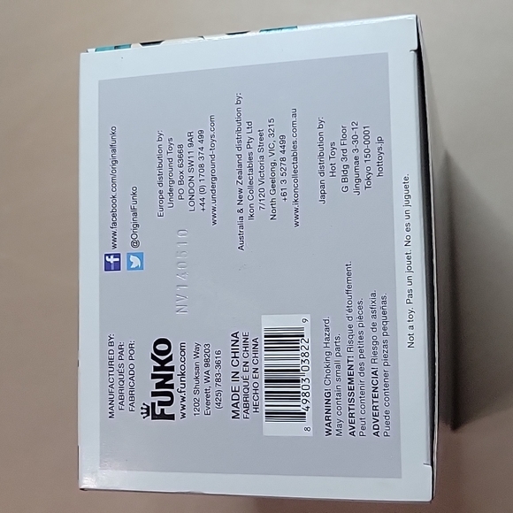 NWT Hatsune Miku Funko Pop - Picture 6 of 7